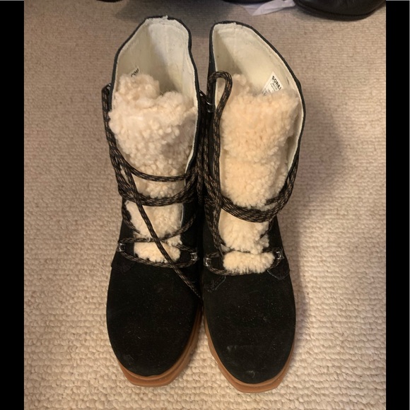 Sorel snowboots - Picture 10 of 11